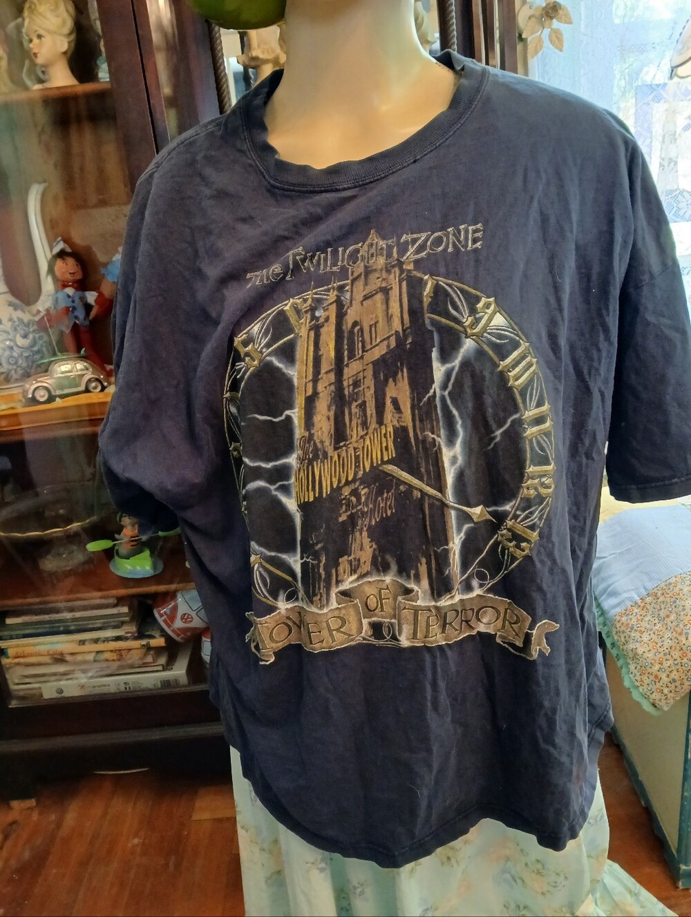 Vintage Walt Disney World The Twilight Zone Tower of Terror Graphic Tee 1990s XL